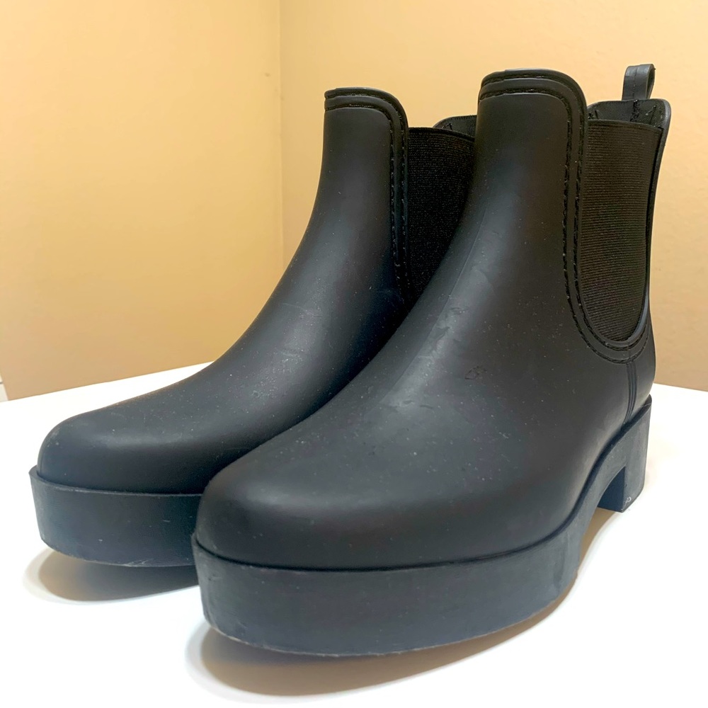 Jeffrey Campbell platform rainboots ☔️